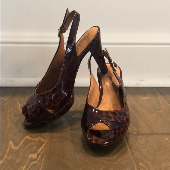 Clark’s Artisan Peep Toe Heels - Picture 2 of 5